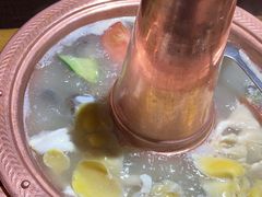 -民食香·腊排骨野生菌美食(木府店)