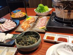 -山之屋炭火烧肉·生啤畅饮(大朗万科中央公园店)