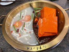 -小天鹅火锅·一线江景洪鼎旗舰店(洪崖洞店)