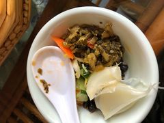 -丁里羊肉小镇(天鹅湖总店)