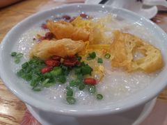 荔湾艇仔粥-赏点粤式点心(广州塔店)