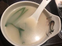 牛尾汤-山川小町·极番烧肉(新地假日广场店)