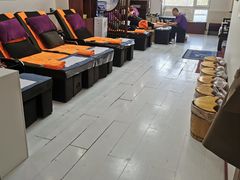-老苗医养生堂(（1店）解放东路店)