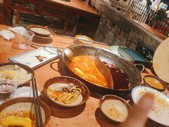 -周小明火锅(黑金冠社区店)