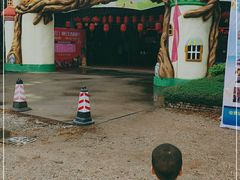 -长廊欢乐园