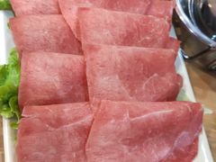 精品厚切牛肉-珍巴奴毛肚牛肉小火锅(四惠店)