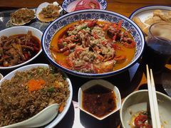 -琥珀老六龙虾(四里河店)