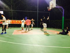 -曲阳公园篮球场·梦巨体育(虹口店)