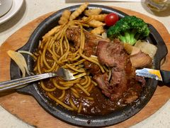 铁板烟肉西冷牛排套餐-香港新发烧腊茶餐厅(书城店)