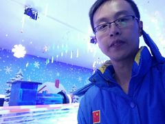 -汕头蓝水星欢乐世界