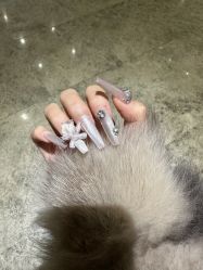 -UGIRL有个美甲