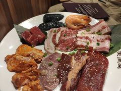 烤肉拼盘-美洲岛烤肉自助餐厅