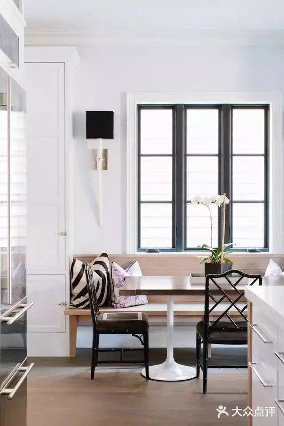 今日分享谁家还做飘窗呀, 现在流行卡座设计