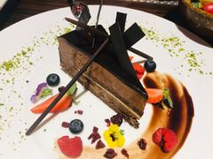 -BLU 全日制餐厅(上海安曼纳卓悦酒店)