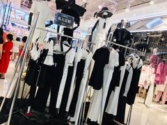 -美丽衣橱(春熙路店)