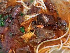 -金杨拉面王小吃面馆·牛三宝面·红烧牛肉粉
