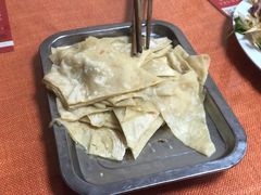 油饼半张-教师之家赵家羊汤馆(东青龙街店)