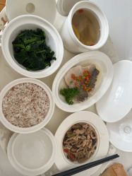 -童谣里医疗级月子中心(独栋湖景店)
