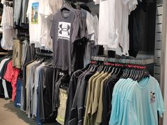 -UNDER ARMOUR(八达岭奥莱店)