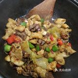 特色湘菜烧鸡公