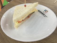 -巴克创奇梦工厂