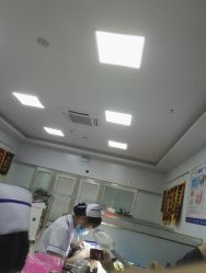 -痘博士广州·全国连锁祛痘机构