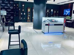 -亨得利钟表商店