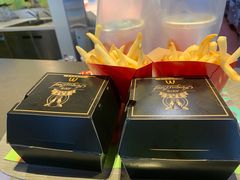 -麦当劳(皇岗路店)