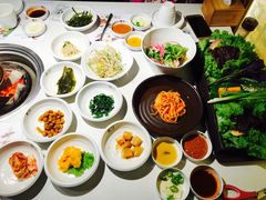 小菜-本家韩国烤肉(青岛万象城店)