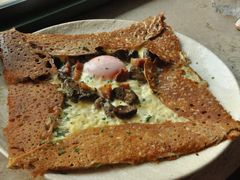 鸡蛋蘑菇熏肉荞麦可丽饼-RAC BAR(安福路店)