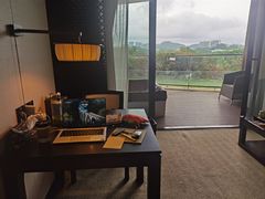 -深圳隐秀山居酒店