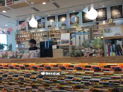 -猫的天空之城概念书店(北戴河蔚蓝海岸店)