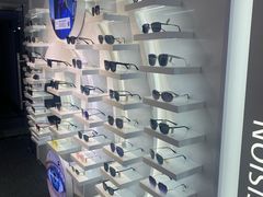 -浮光眼镜·蔡司视觉合作·数字验配中心(陆家嘴店)