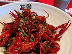 -龙巢盱眙龙虾·牛蛙·烧烤宵夜(八卦岭店)