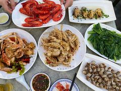 -四川小胡子海鲜(丁村万人海鲜广场店)