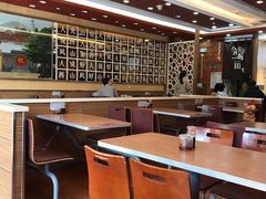 大堂-顺溜·手工刀削面·黑金店(铜锣湾店)