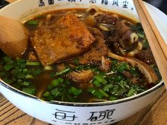 -每碗面馆(新鸿安大厦店)