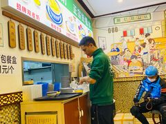 -广信牛奶甜品世家(台东店)