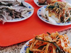 -吾穆勒蓬灰牛肉面·清真(北滨河中路店)