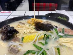 -肥汁米蘭香港米线(长宁来福士店)