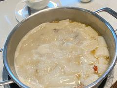 -煲王粤菜餐厅(中侨中心店)