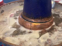 -毛辣果·贵州红酸汤牛肉火锅(西单店)