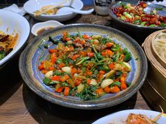 -东口码头·烧鸽子·鱼头泡饼·地方菜(金鹰悦城店)