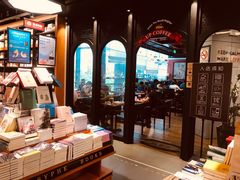 -西西弗书店&矢量咖啡(凯德晶萃广场店)