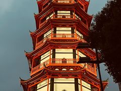-绳金塔