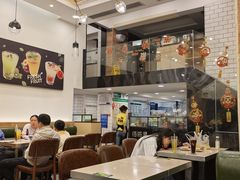 -佰搭果·广式茶餐厅(西华路店)