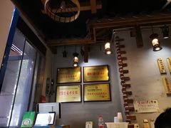 -秦云老太婆摊摊面(长嘉汇两江峯店)