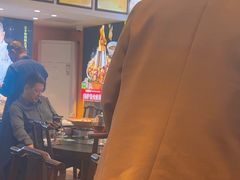 -川流不息·地道川菜·小龙虾(松东路店)