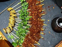 -何师烧烤·香辣蟹·川菜·30年老品牌(太古里旗舰店)