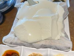 -95号酱骨·一块豆腐(展春园西路店)